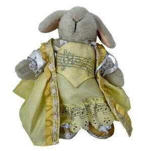 Muffy VanderBear The Mozart Collection‎ One Minuet More Hoppy VanderHare Plush